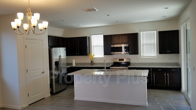 Building Photo - 2213 W Carol Ann Way