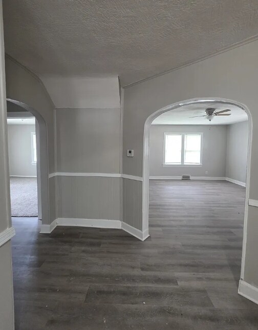 Foto del edificio - 1504 N Summit Ave
