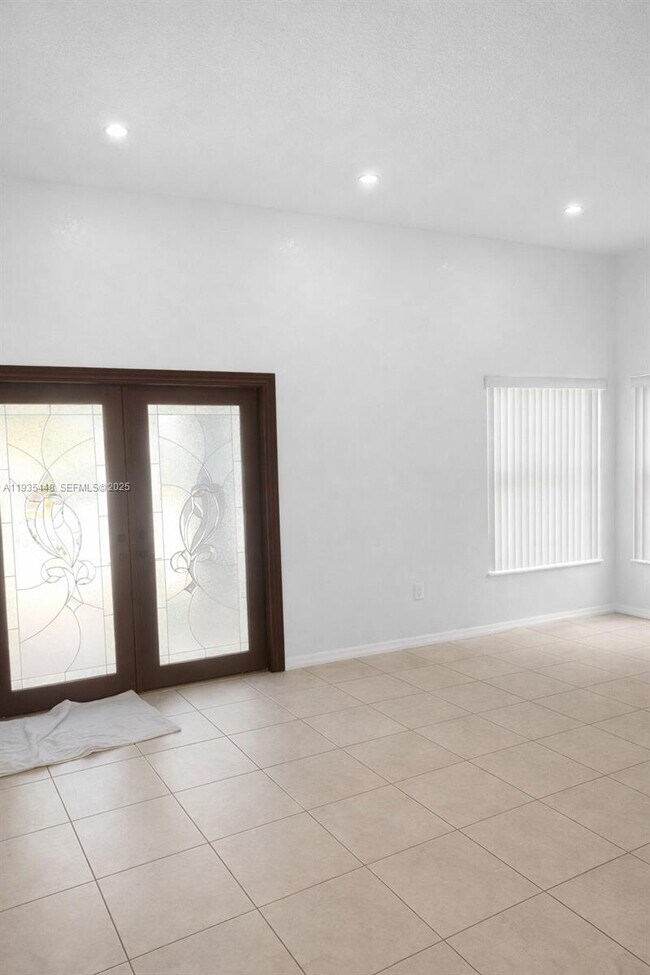 Foto del edificio - 14964 SW 32nd Terrace