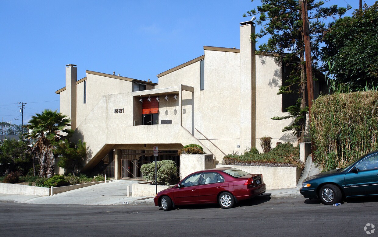 Primary Photo - 231 Maryland St