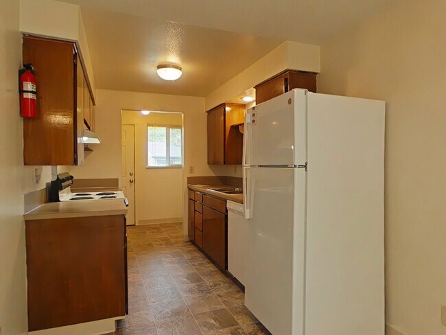 Foto del edificio - SUMMER SPECIAL ~ $1,060 OFF FIRST MONTHS RENT