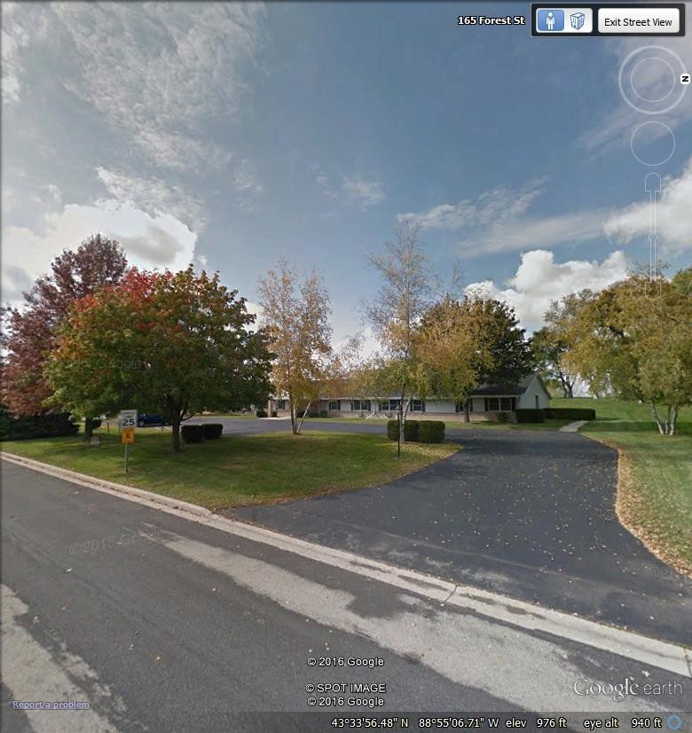 113 Forest St Unit 8, Fox Lake, WI 53933 Apartments in Fox Lake, WI