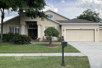 Building Photo - 10321 Meadow Crossing Dr