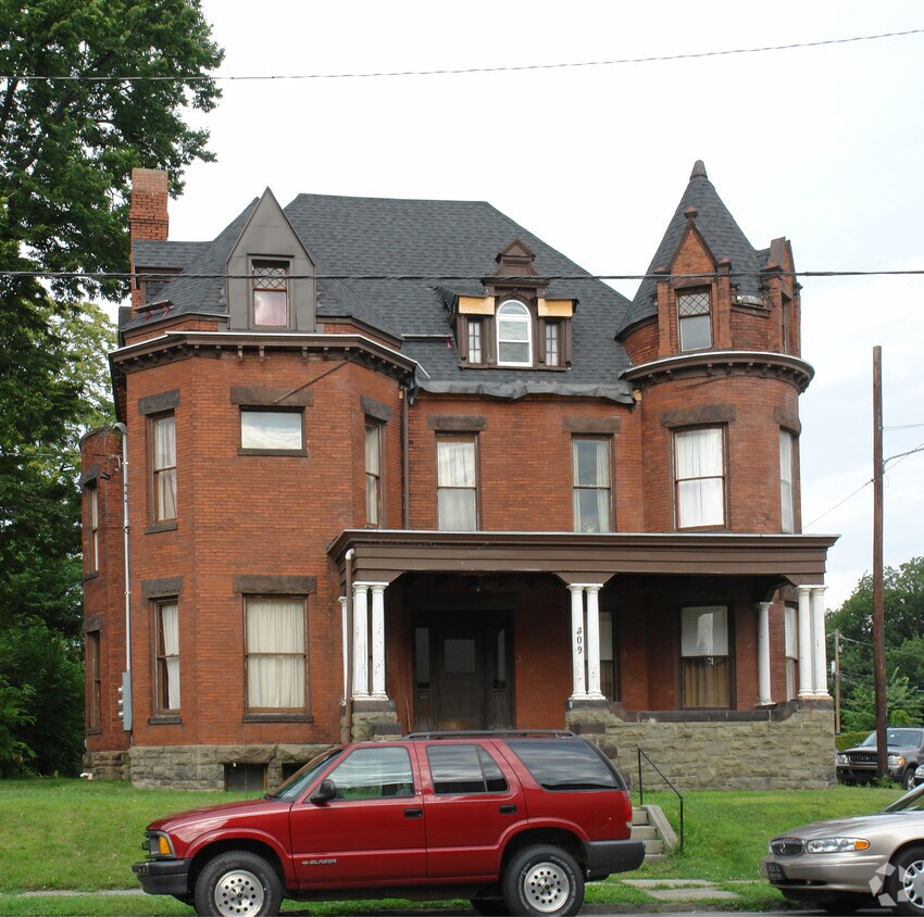 309 Elmira St, Williamsport, PA 17701 Apartments in Williamsport, PA