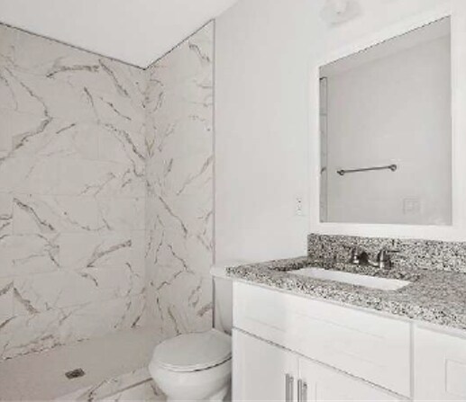 Foto del interior - 678 Commercial Ave