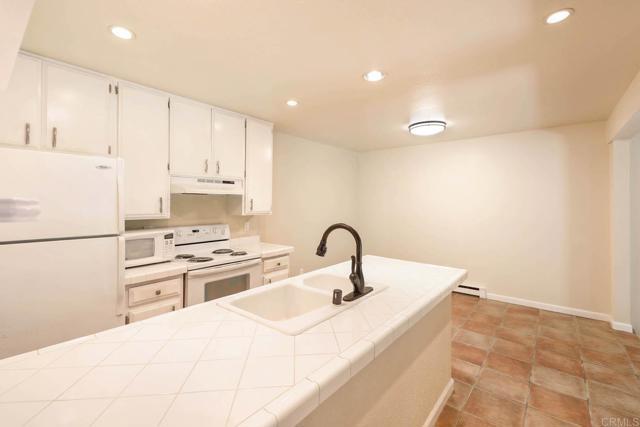 Building Photo - 13734 Ruette Le Parc