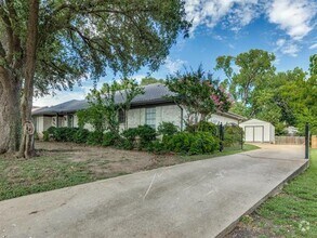 Building Photo - 6801 Del Prado Ave