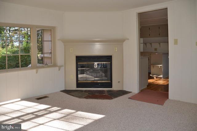 Building Photo - 137 Wertsville Rd