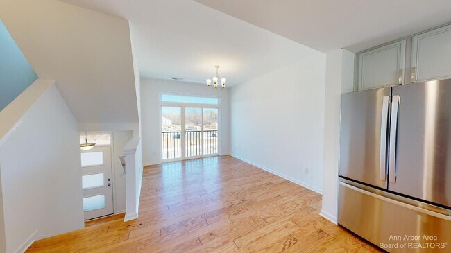 Building Photo - 2721 Bristol Rdg Dr