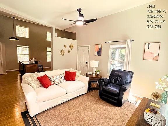 Foto del edificio - 837 Forrest Cir SE