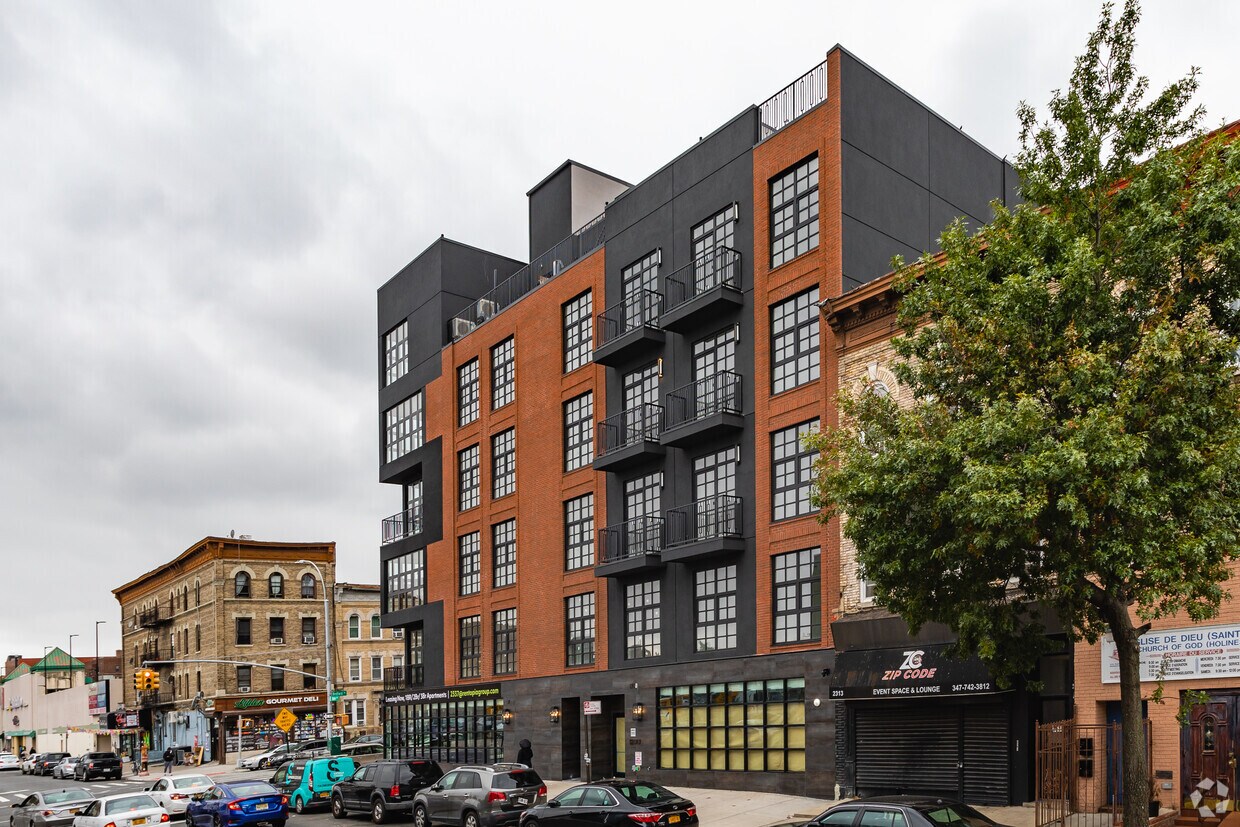 Foto del edificio - 2337 Bedford Ave