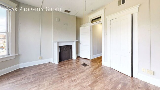 Foto del edificio - 2353 1/2 N. High Street-