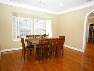 Photo - 865 Virginia Cir NE House