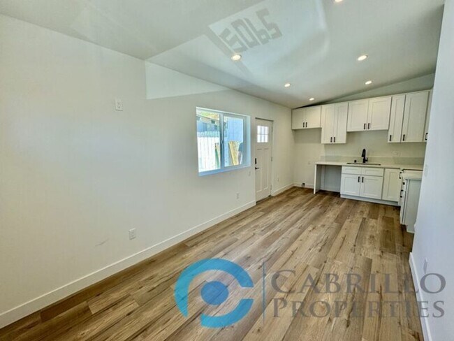 Building Photo - 5065 Chaparral Way