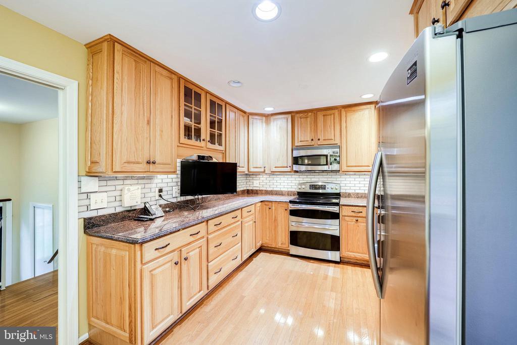 Foto principal - 8228 Riverside Rd