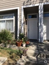 Building Photo - 3039 Woods Cir