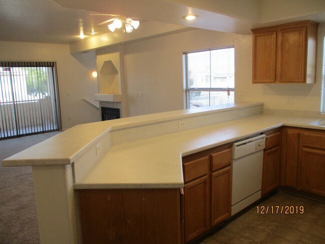 Building Photo - 2 br, 2 bath House - 3609 GALATEA ST #202