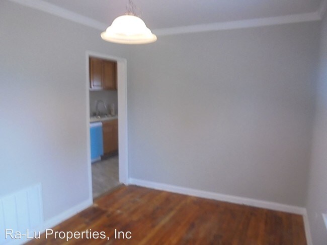 Foto del edificio - 3 br, 1 bath House - 1525 Andover Ave.