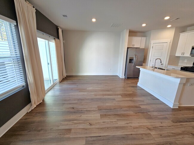 Foto del edificio - 635 Millwright Wy