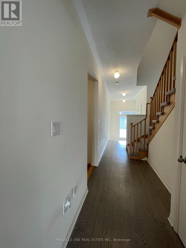 Building Photo - 27 Crows Nest Ln