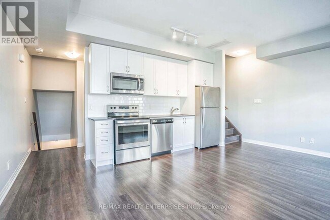 Building Photo - 650-650 Atwater Ave