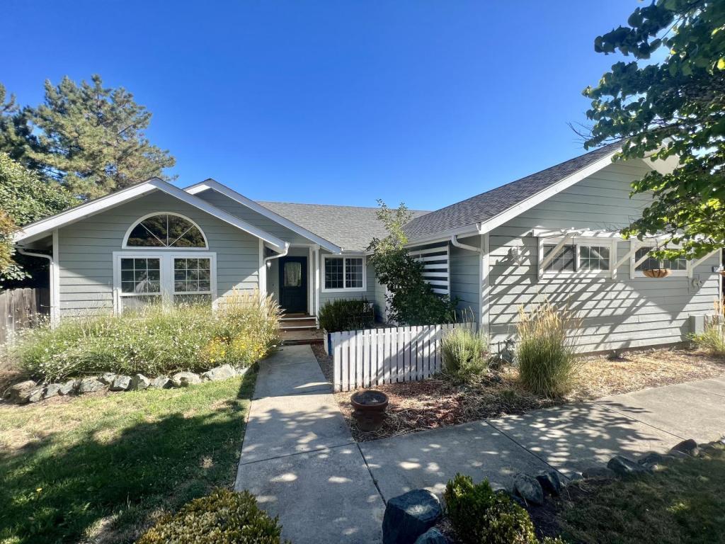 Foto principal - 1062 Thelma Way
