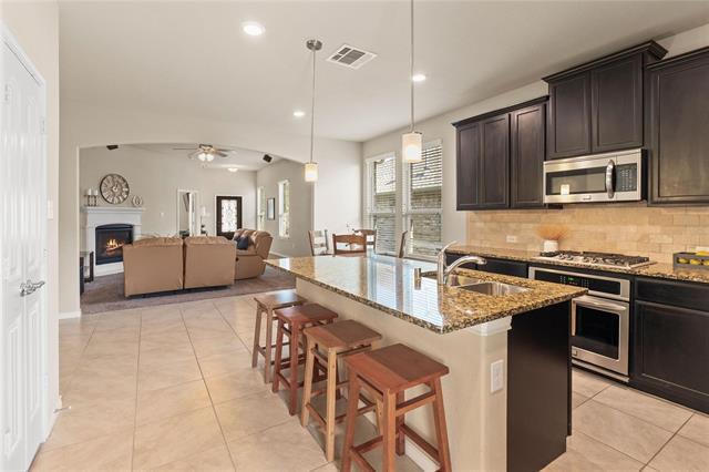 Foto del edificio - 10117 Long Branch Dr