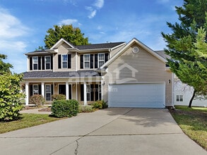 Building Photo - 4210 Lindsey Ln