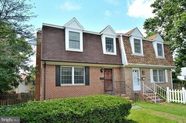 Foto del edificio - 4620 7th St N