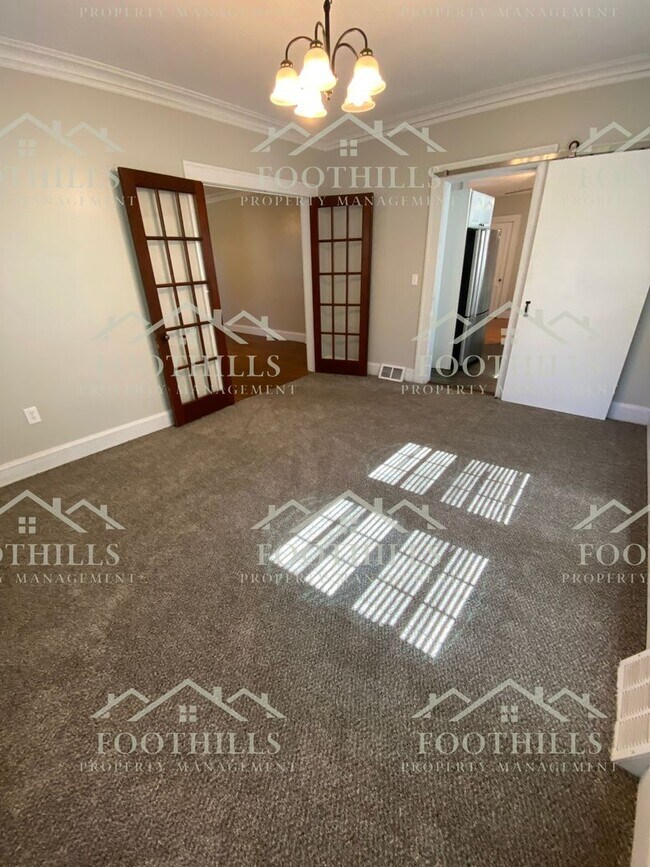 Building Photo - 4 Bedroom House Near Anderson University