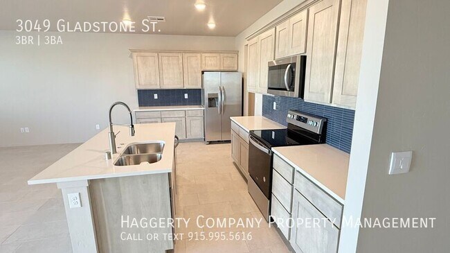 Foto del edificio - 3049 Gladstone St