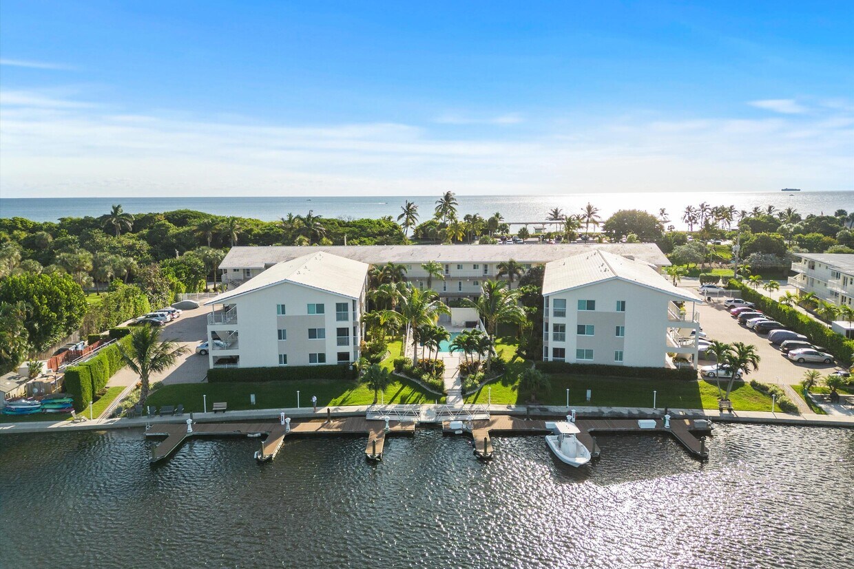 Foto principal - 6530 N Ocean Blvd