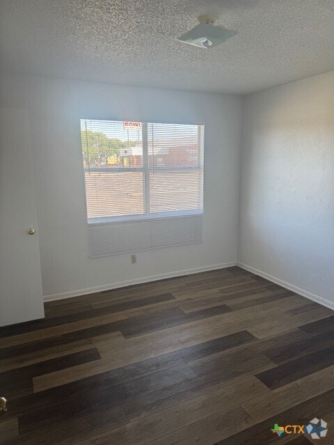 Building Photo - 4305 Shawn Dr