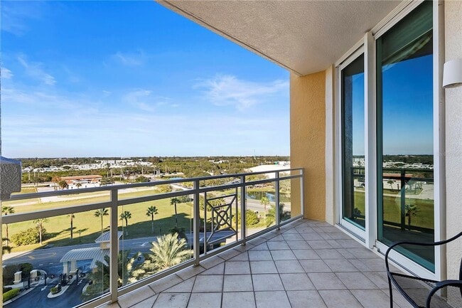 Building Photo - 140 Riviera Dunes Way