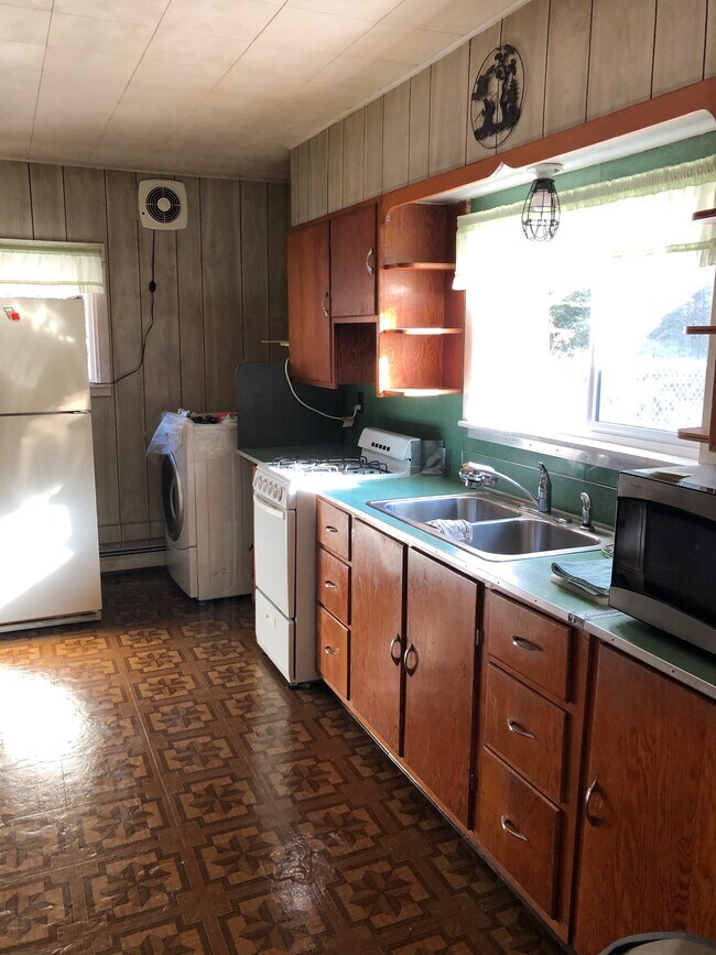 Foto del edificio - 2511 Cedar St