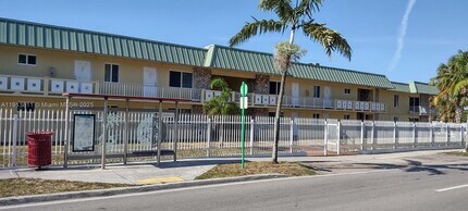 Building Photo - 505 NW 177th St