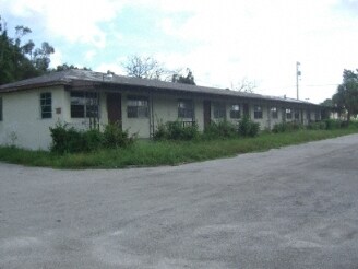 Primary Photo - 4137 S Congress Ave