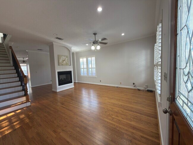 Foto del edificio - 1108 W 22nd St