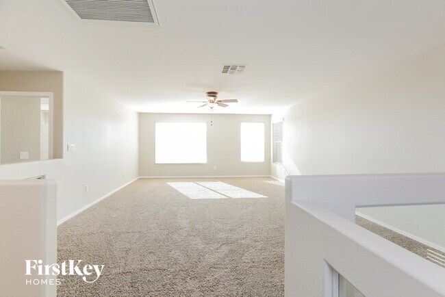 Foto del edificio - 22595 W Mesquite Dr