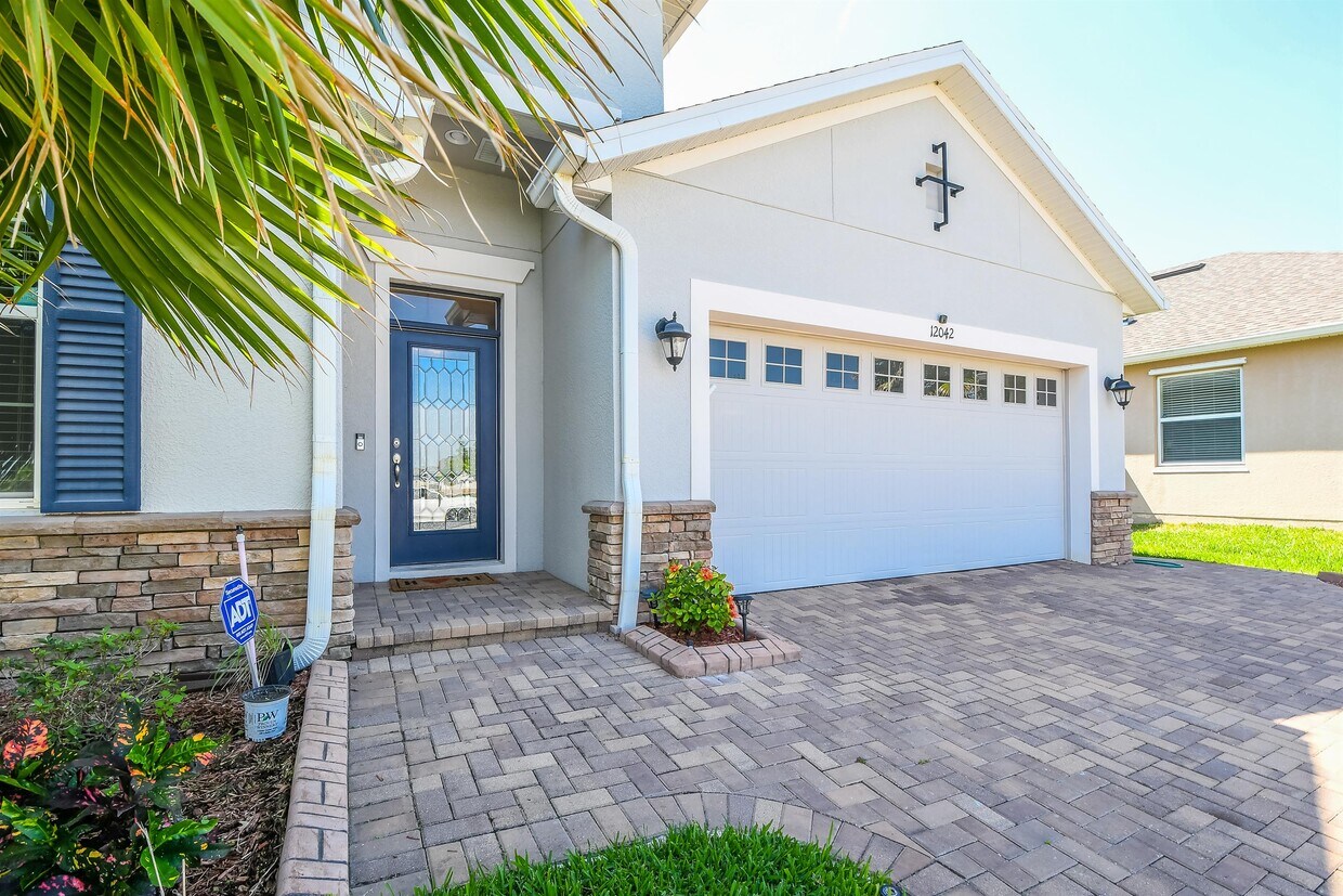 Foto principal - 12042 Dune Stock Dr