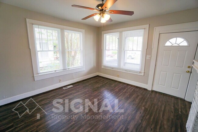 Foto del edificio - 1785 Steiner Ave SW