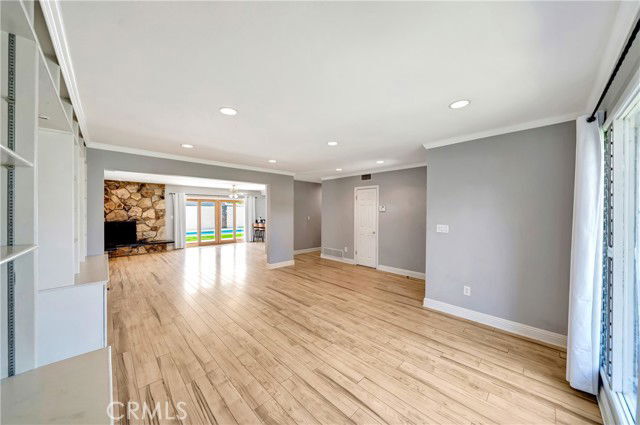 Foto del edificio - 23010 Hartland St