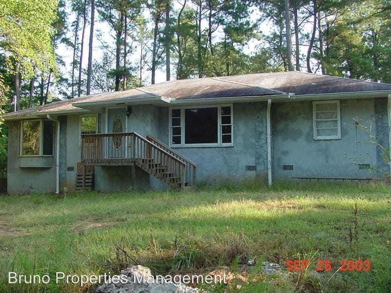 Primary Photo - 1569 Airport Rd