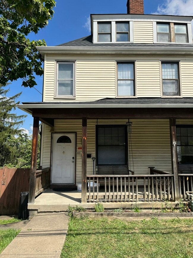 Building Photo - 2417 Palm Beach Ave