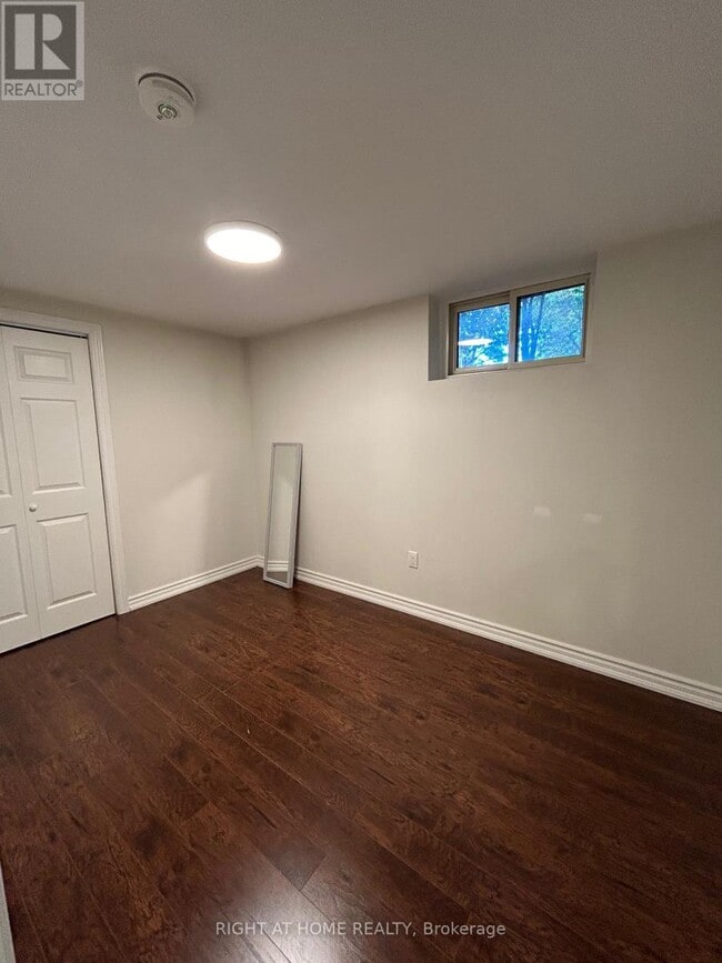 Building Photo - 36 Aurora Heights Dr