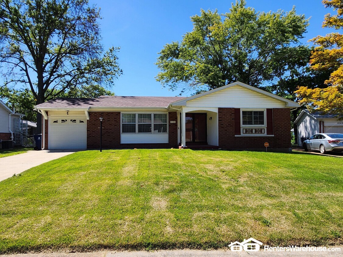 Foto principal - 3125 Brookshire Dr