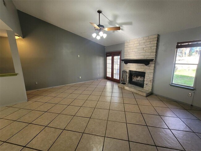 Foto del edificio - 501 Mountain Laurel Dr