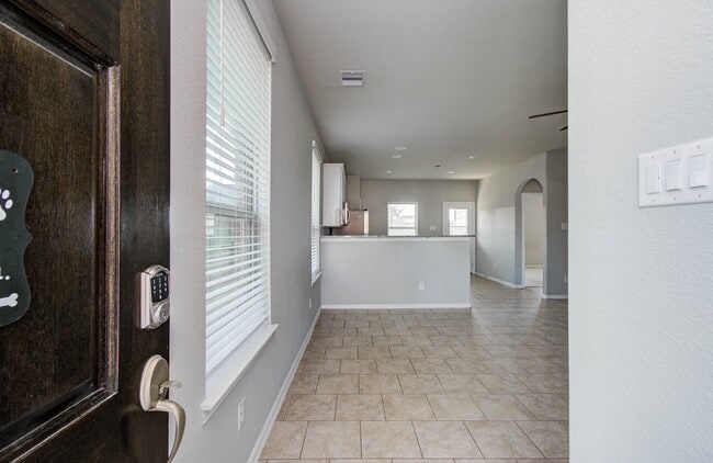 Building Photo - 7427 French Quarter Ct