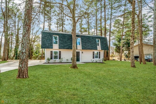 Building Photo - 4239 Midway Dr