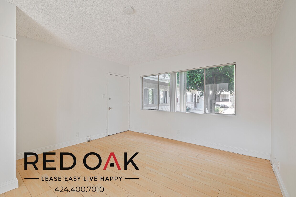 Foto principal - 6803 Long Beach Blvd